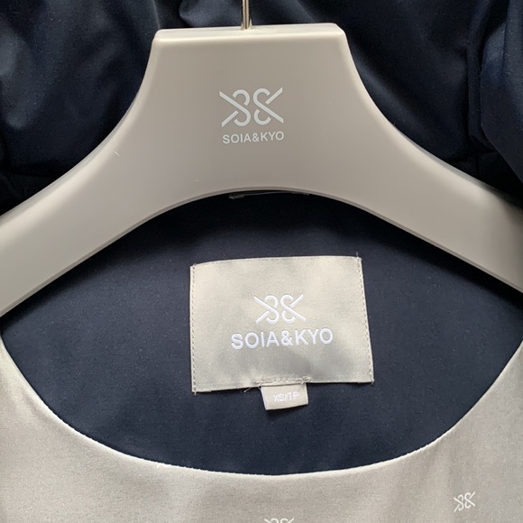 SOIA & KYO Down Coat - Picture 3 of 6